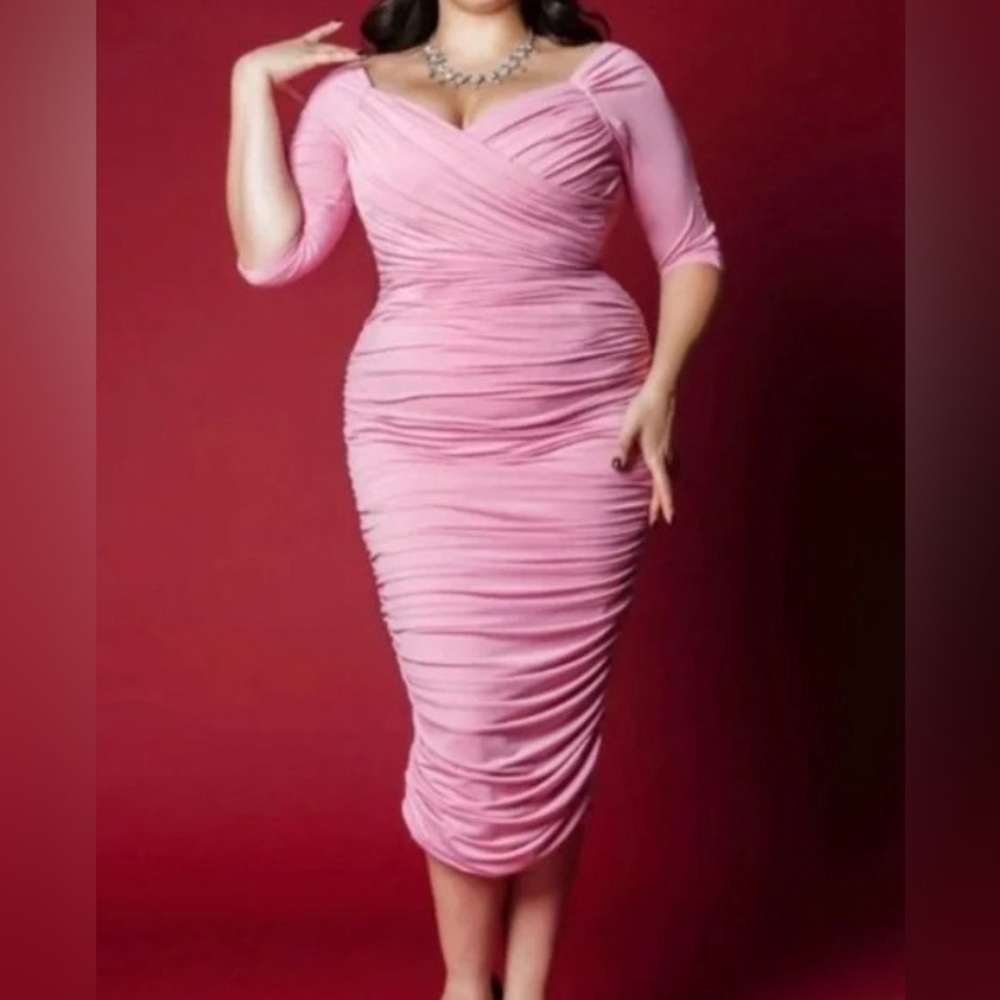 Laura Byrnes Monica Wiggle Gown Sparkly In Pink Lurex Size 2X